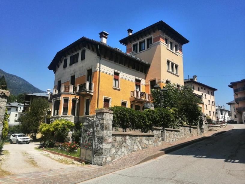 Villa Ester -Residenze Dolomitiche- Пиеве ди Кадоре Екстериор снимка